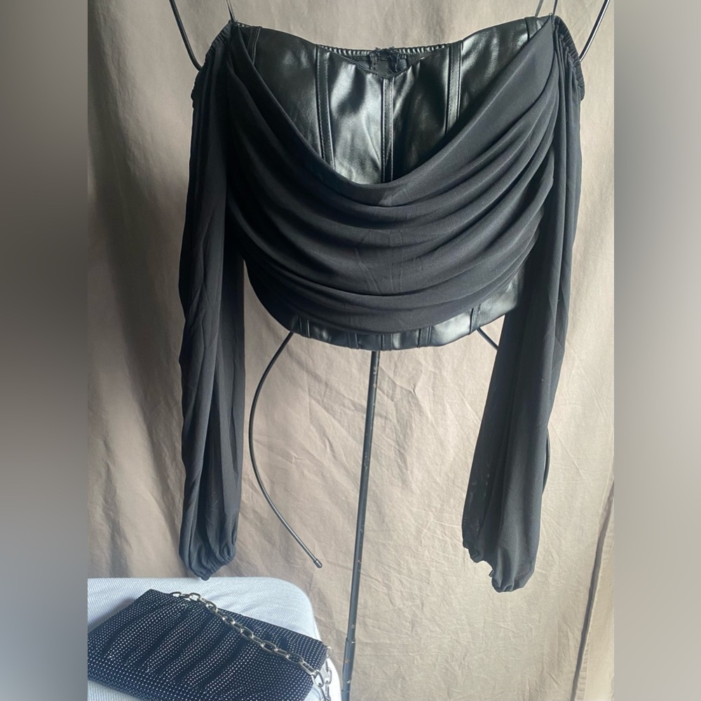 ♥️ PRIVY ♥️ Black Faux Leather Crop Corset Top Size Large